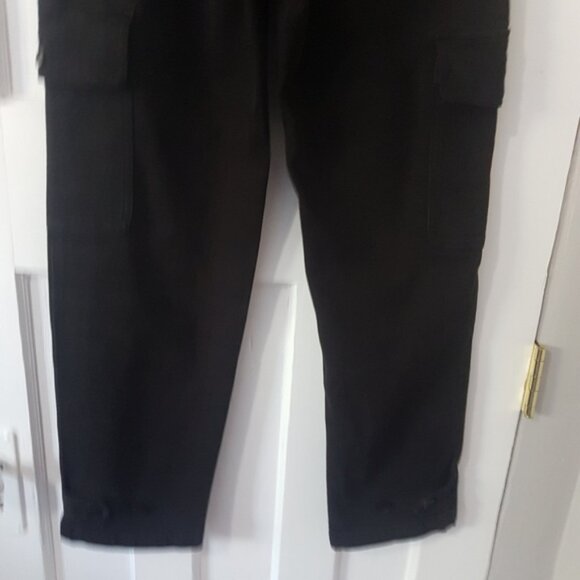 Aritzia Wilfred High Rise Free Modern Cargo Pant  Black Sz 0 - Picture 9 of 16